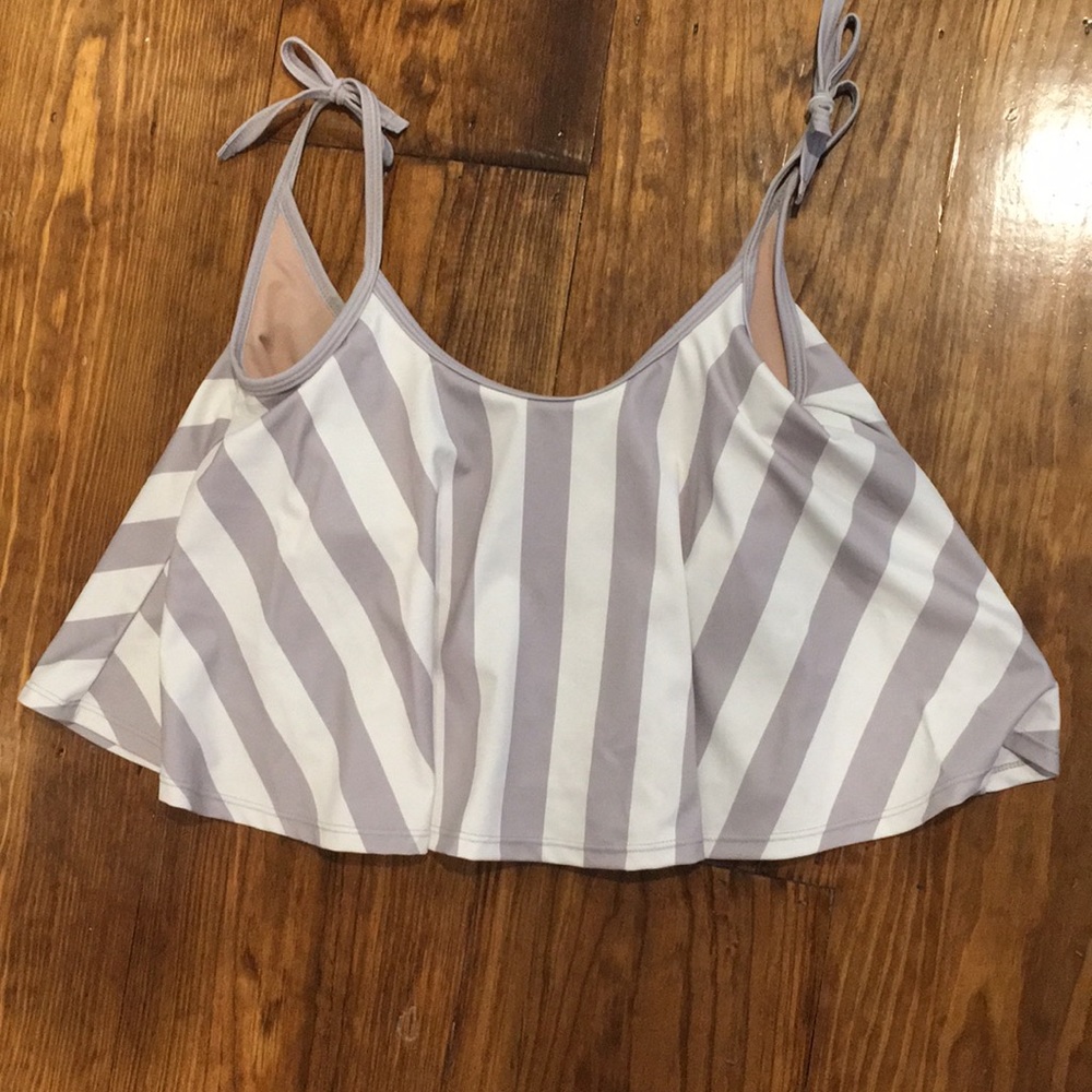 Kortni Jeane Swing top XS